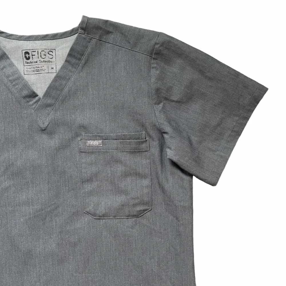 Figs Leon™ Three-Pocket Scrub Top and Axim™ Cargo Scrub Pants